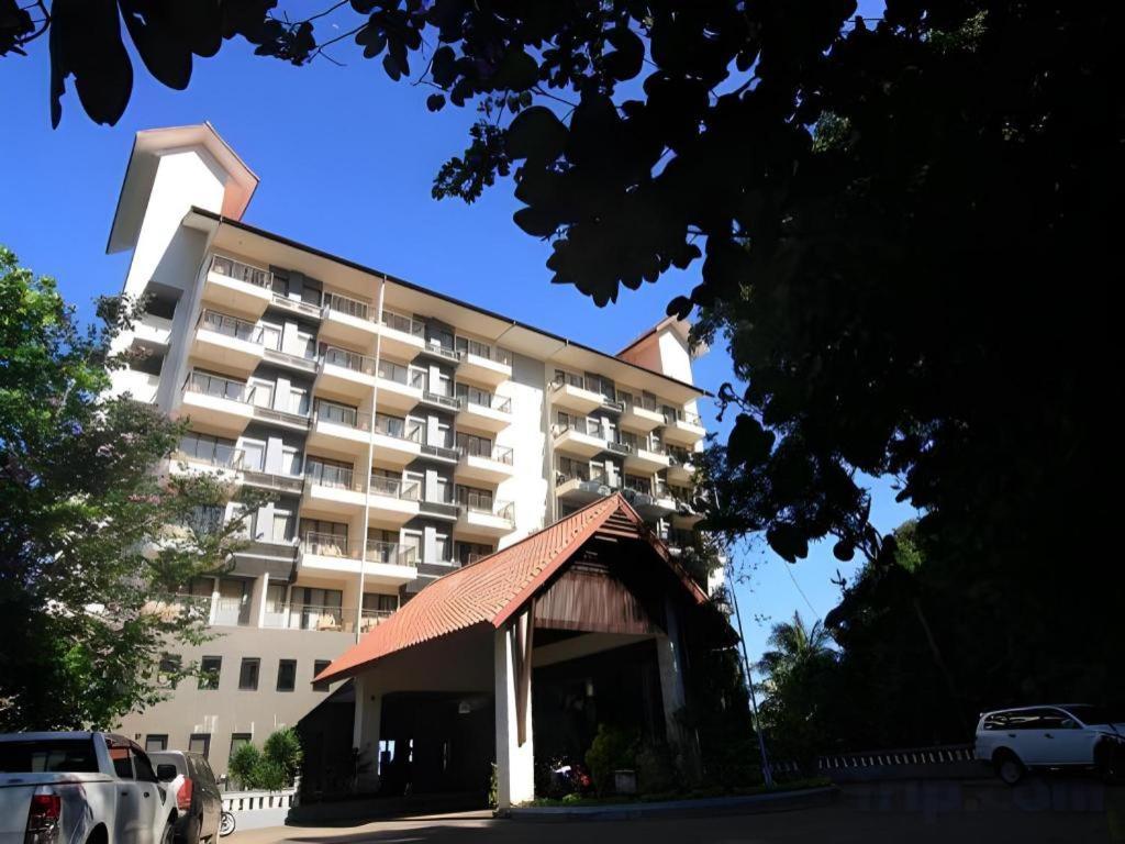Laprima Hotel Labuan Bajo Exterior foto