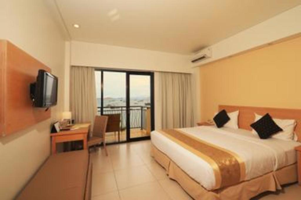 Laprima Hotel Labuan Bajo Exterior foto