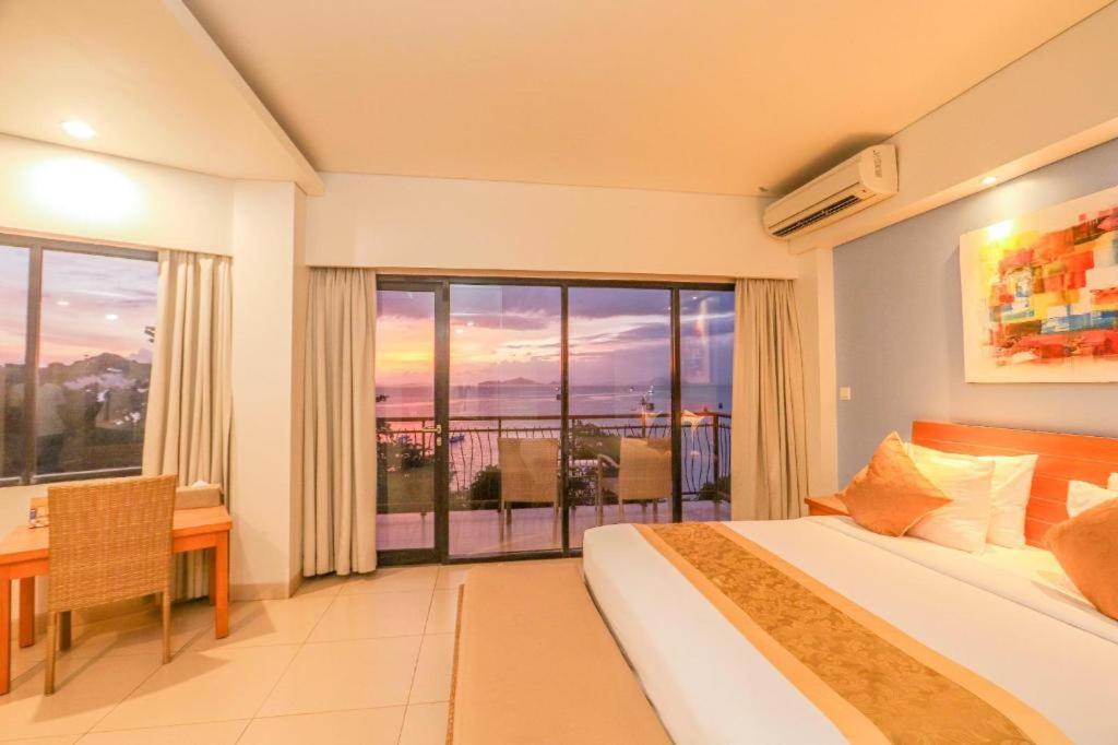 Laprima Hotel Labuan Bajo Exterior foto