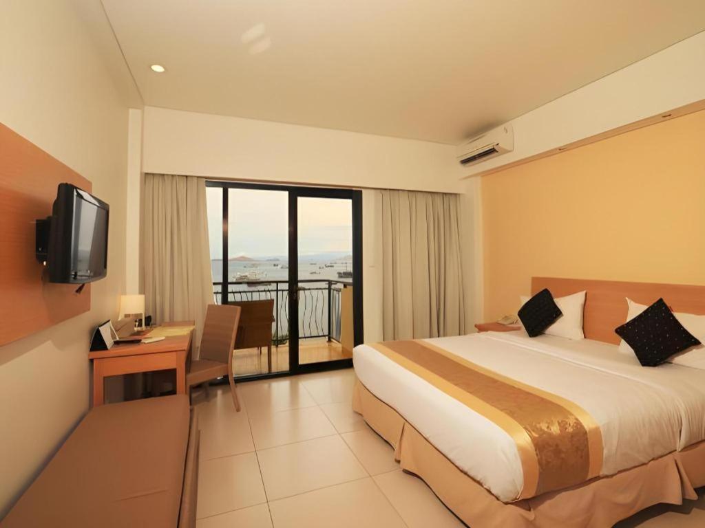 Laprima Hotel Labuan Bajo Exterior foto